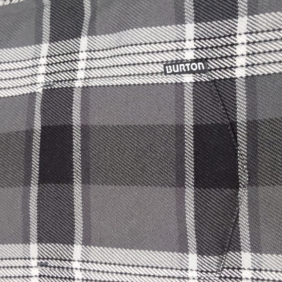Burton Dryride Men's Plaid Button Up Size S Long Sleeve Gray Black White - Picture 8 of 12